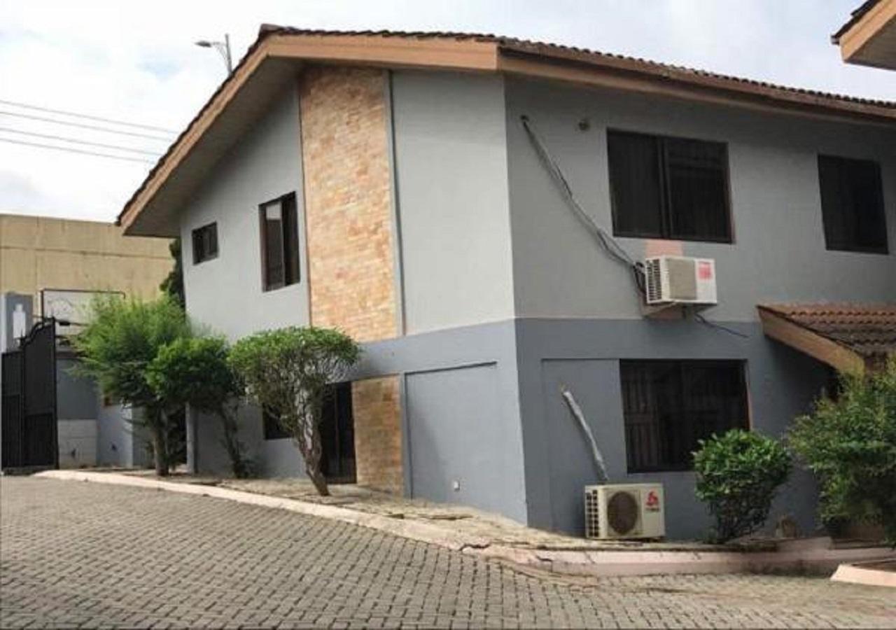 First Choice Hotel Accra Buitenkant foto